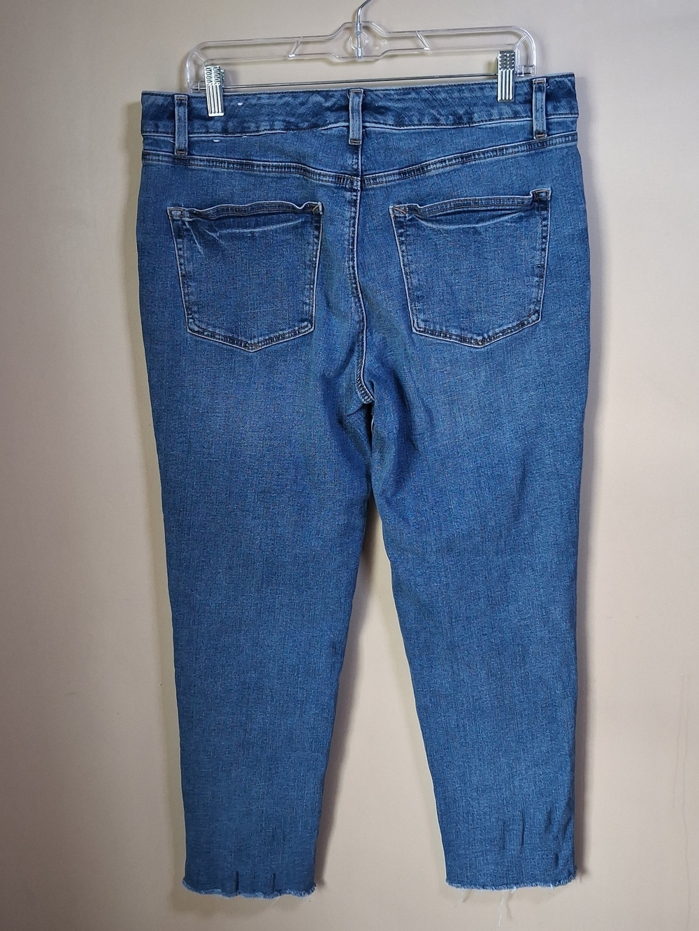 Talbots Women's Everyday Relaxed Jeans; Size 10; Raw Hem; High Rise - Picture 4 of 9